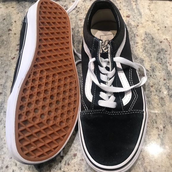 Men’s vans size 6 - Picture 4 of 5